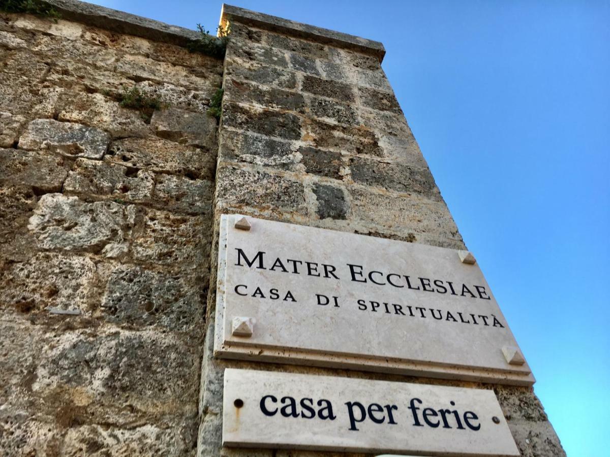 Casa Mater Ecclesiae Hotel Massa Marittima Exterior photo